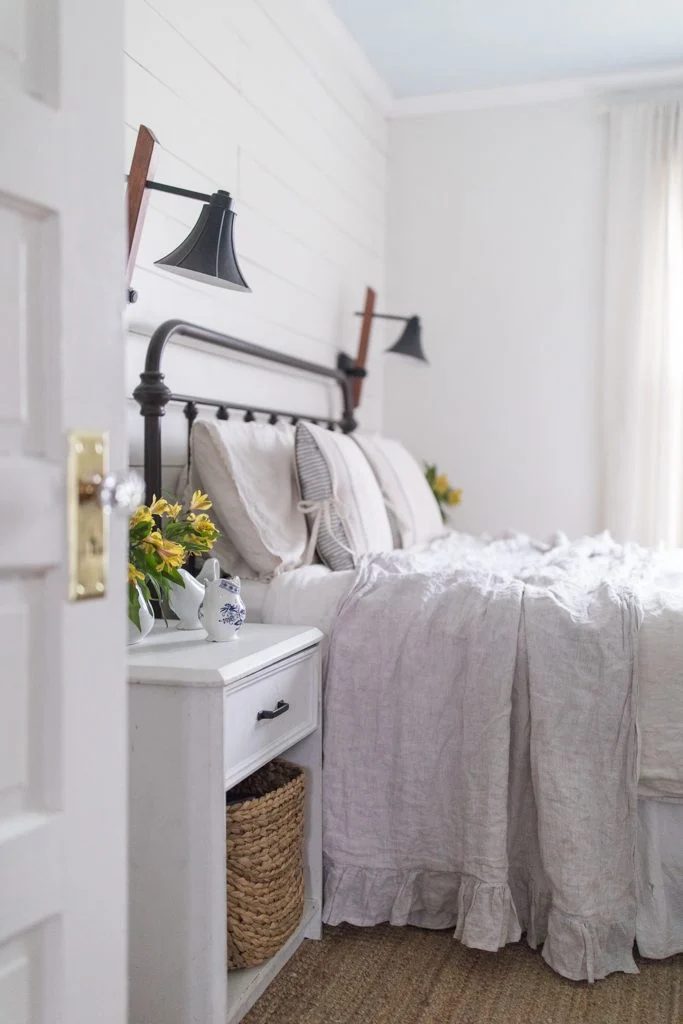 direct Spring Farmhouse Bedroom 21 683x1024 (1)