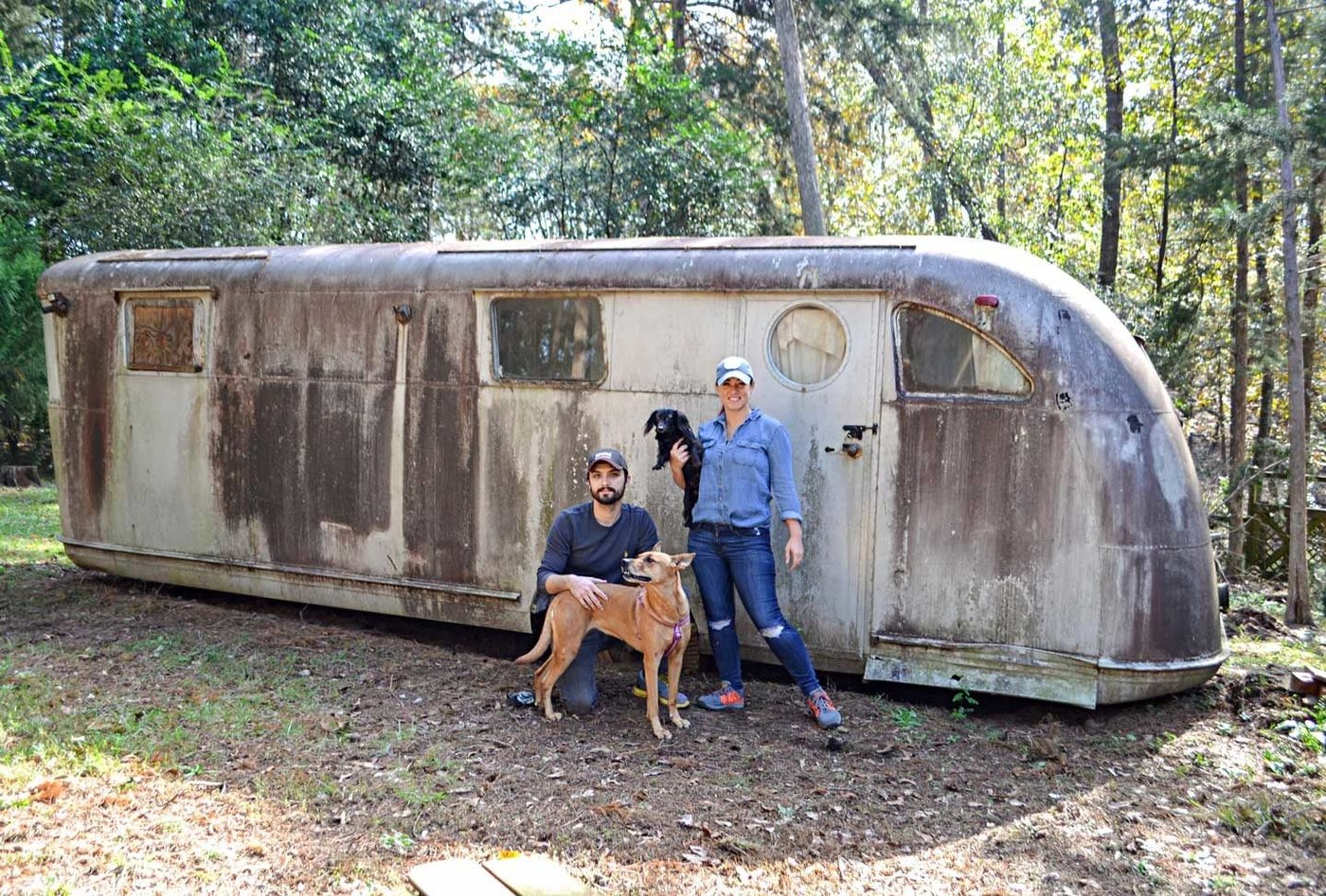 Ruby Vintage Travel Trailer 1946 Spartan Manor In Wooded Field 1440x974
