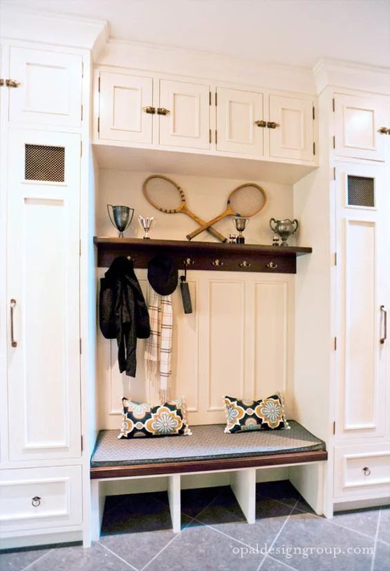 Entryway Or Mud Room Lockers, Bench, Hooks