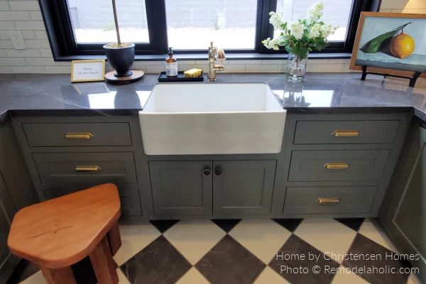 A Modern Farmhouse Kitchen options Black Countertop Green Gray Cabinets SGS22 H05 Bekob