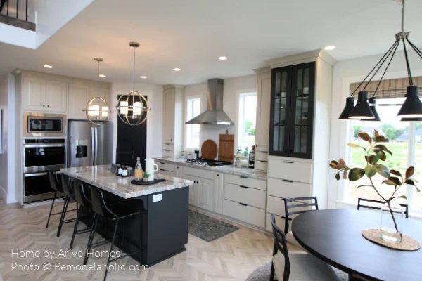 A Black And White Modern Farmhouse Kitchen options UV19 H22 Bekob