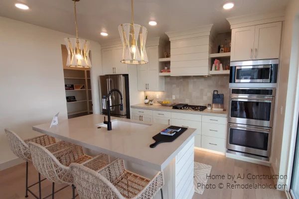White Modern Farmhouse Kitchen options Statement Lighting, SG22 H26 Bekob