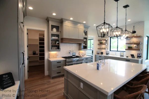 A Gray Modern Farmhouse Kitchen options Display Cabinets Open Shelves UV19 H34 Bekob