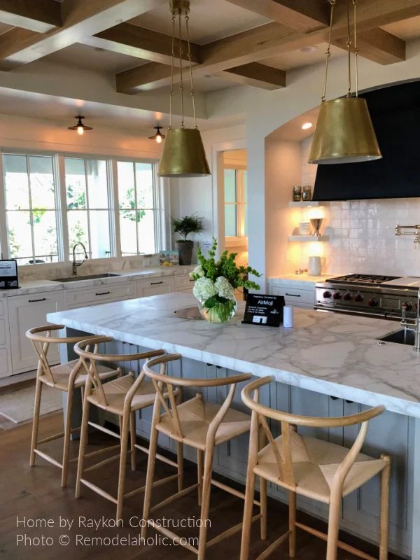White And Gray Modern Farmhouse Kitchen options With Black Range Hood Brass Lighting UV18 H31 Bekob