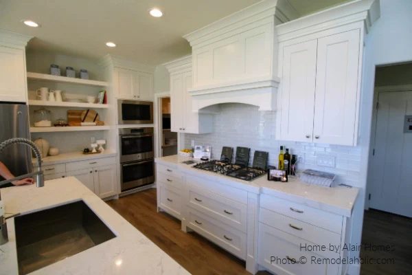 White Modern Farmhouse Kitchen options Open Shelves Backsplash Range Hood UV18 H24 Bekob