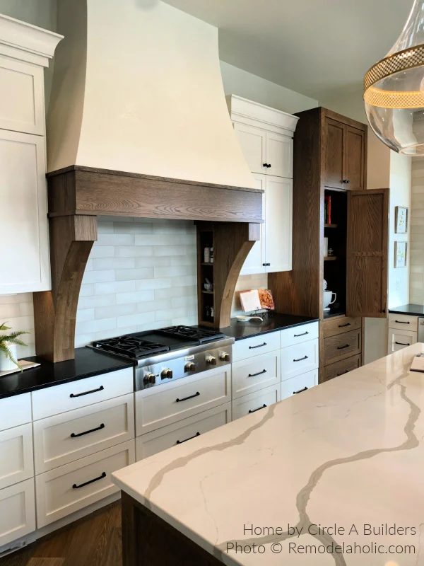 A Black White Wood Modern Farmhouse Kitchen options SG21 H08 Bekob