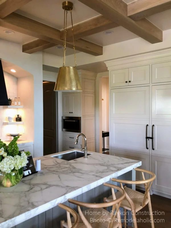 Gray And White Modern Farmhouse Kitchen options With Coffered Wood Beam Ceiling UV18 H31 Bekob
