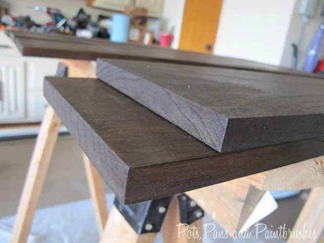 building the floating mantel shelf
