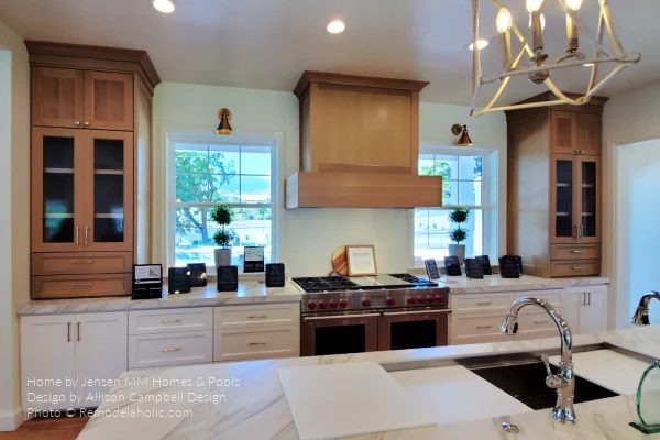 Kitchen Design options, Light Wood And White Cabinets With Marble Countertop And Copper Brass, Bekob UVPH21 H02