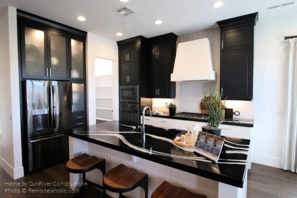 Kitchen Design options, Black And White Kitchen With Frosted Glass Cabinets, Bekob SGPH19 H22