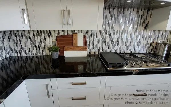 Kitchen Design options, White Kitchen Black Countertop Waterfall Small Tile Mosaic Backsplash, Bekob SGPH21 H19