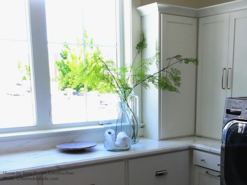 Accent Decor For A White Laundry Room In A Transitional Style Home, Jerry Stubbs Construction And Tique And Company, 2018 Utah Valley Parade Of Homes Featured On Bekob