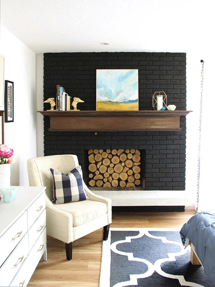 painted-black-fireplace-02