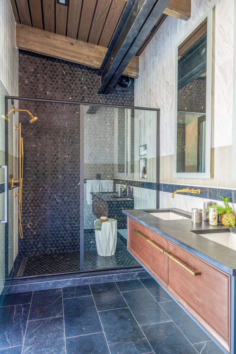 Guest House Bathroom Detail4