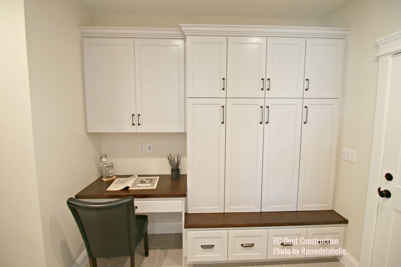 Mudroom Cabinets With Built In Desk RC Dent Constr .ed