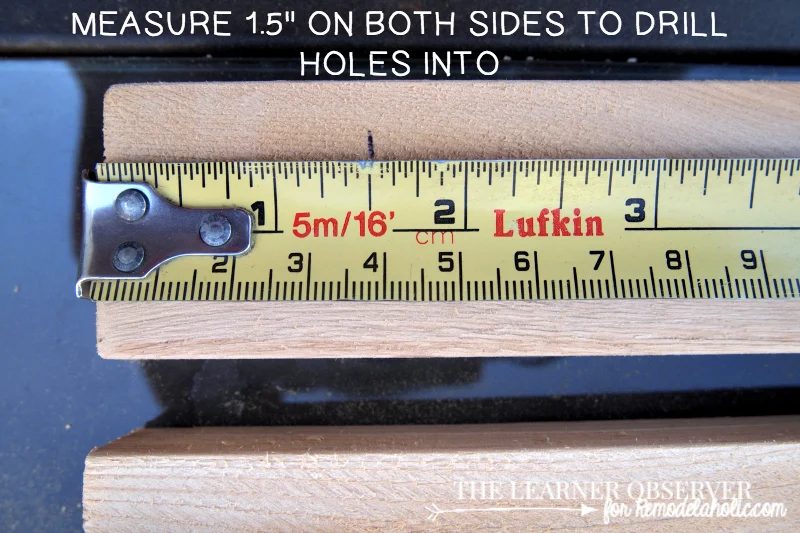 Using just rope and some 1x1 wood you can make a great towel or blanket rack in 15 minutes! Via The Learner Observer for Bekob.com