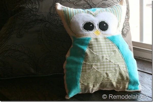 Bekob owl pillow