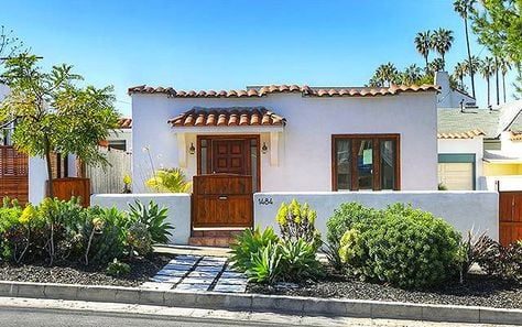 Neutral Southwest Desert Curb Appeal options on Bekob.com