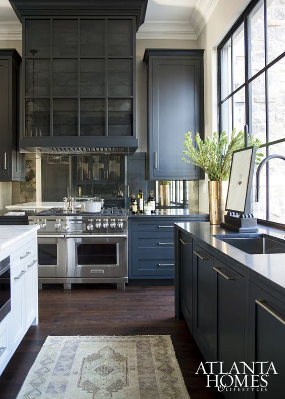 Dark Kitchen Inspiration
