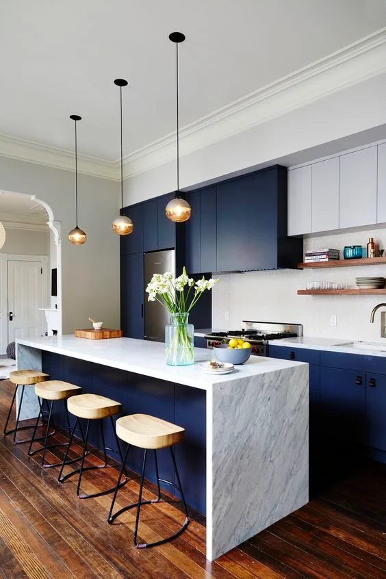 Dark Kitchen Inspiration