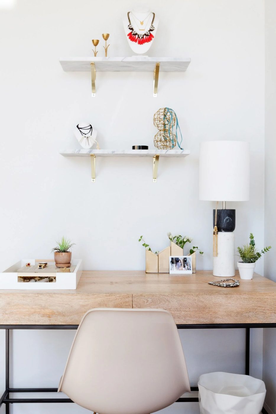 Homepolish Stefani Stein - desk area