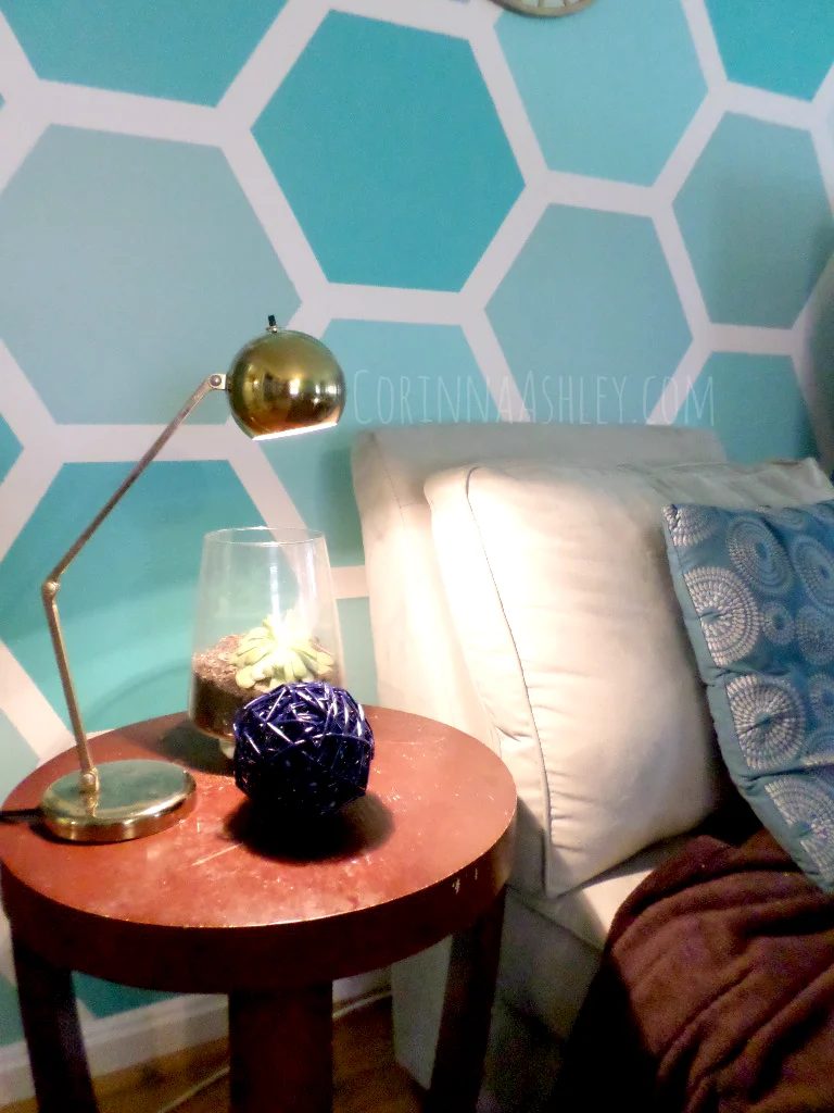 How to Paint an Ombre Hexagon Accent Wall | For My Love Of featured on Bekob.com #accentwall #hexagon #paint