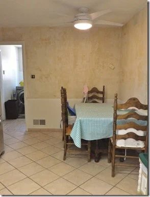 1 kitchen without wallpaper 004