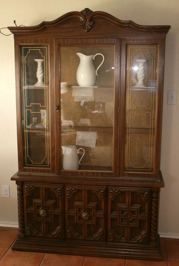 How To Redo A Dish Display Hutch Cabinet, By @Bekob