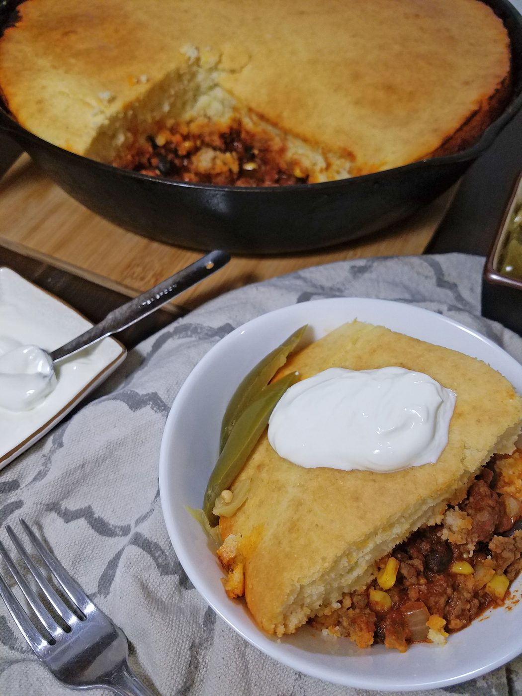 A quick and yummy dinner option, skillet chili cornbread via Bekob.com