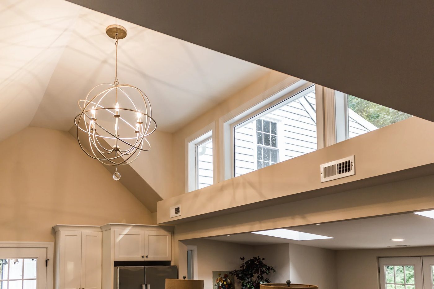5 orb chandelier in open kitchen and dining with high ceilings, Cobblestone DG on Bekob
