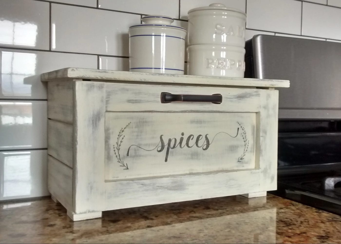 Build a Countertop Spice Storage Bin + Ready-to-print Spice Labels