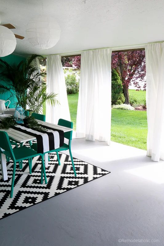 Outdoor Dining Room With IKEA Furniture @Bekob 20