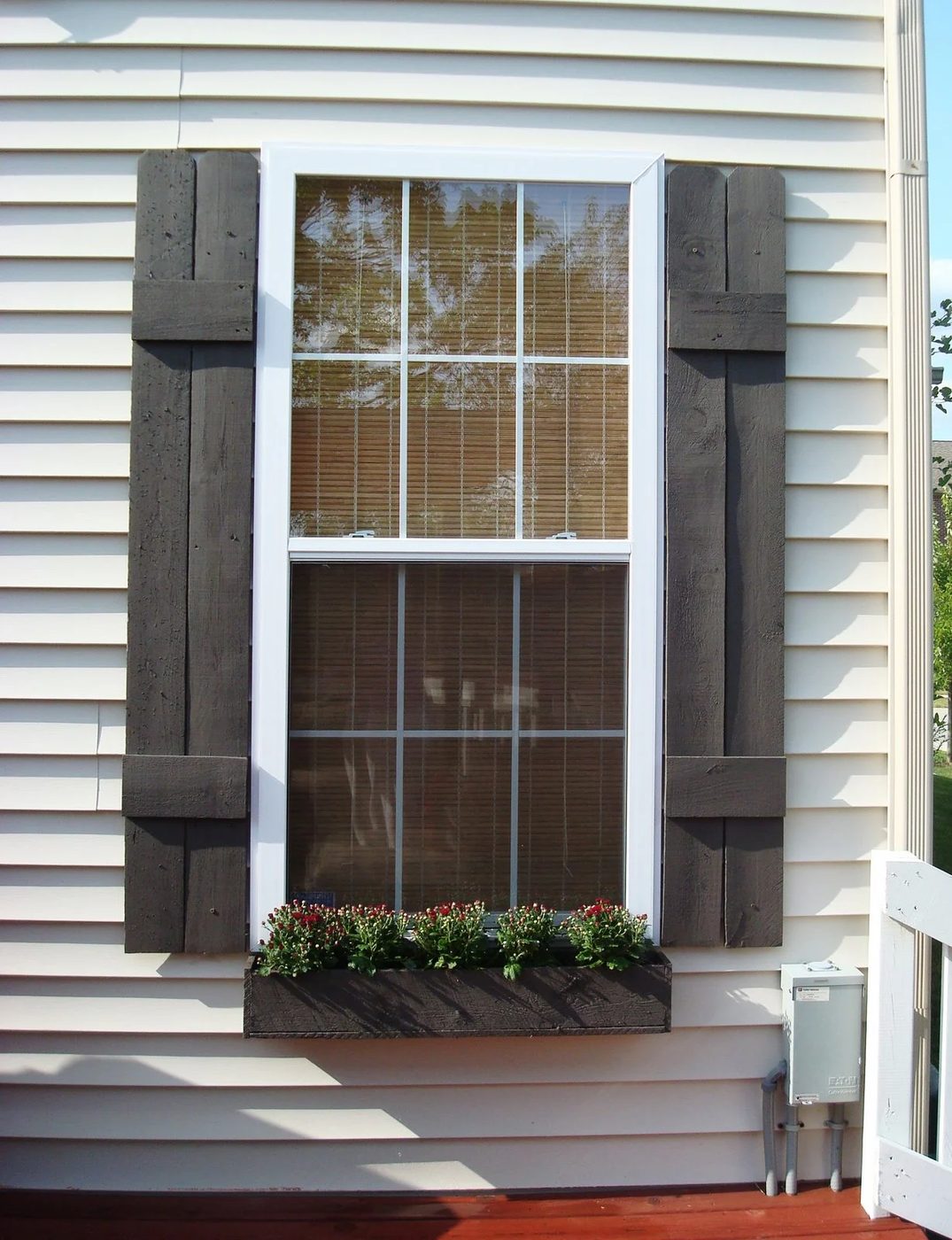 exterior shutters - how to build shutters and window boxes, Thrifty Decor Chick