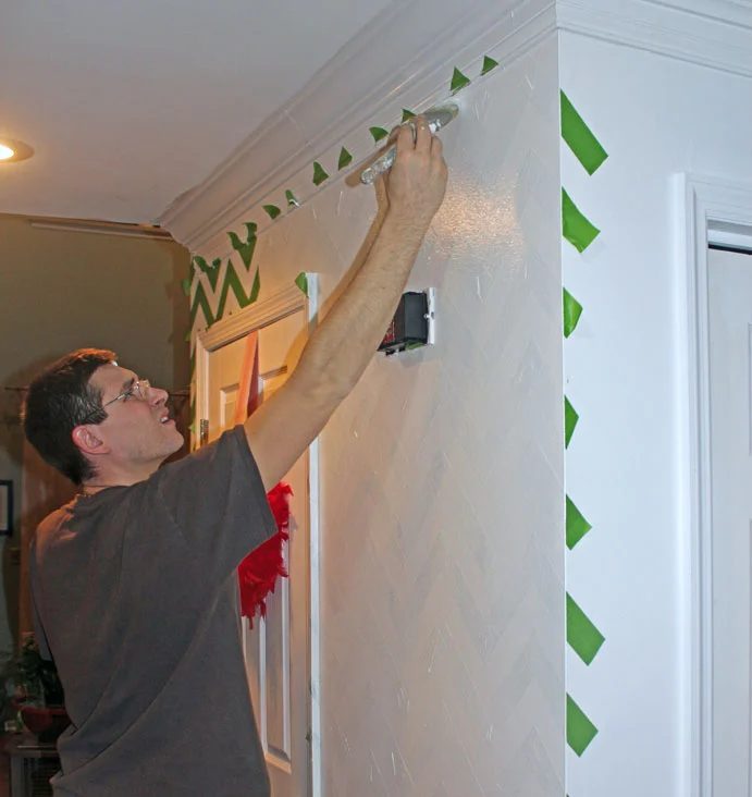Chrvon stripe painting walkthrough #Chevron #walkthrough #wall (18)