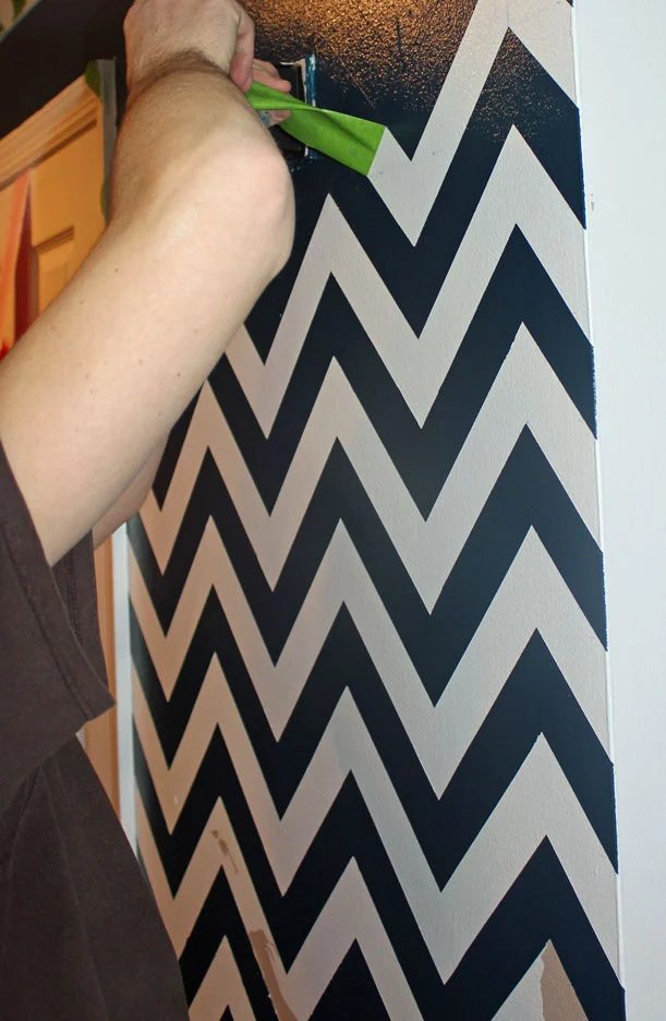 Chrvon stripe painting walkthrough #Chevron #walkthrough #wall (23)