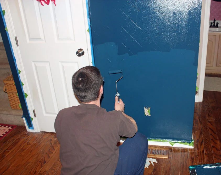 Chrvon stripe painting walkthrough #Chevron #walkthrough #wall (20)