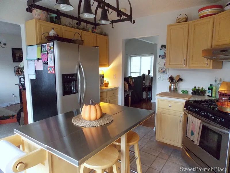 painted subway tile backsplash before4