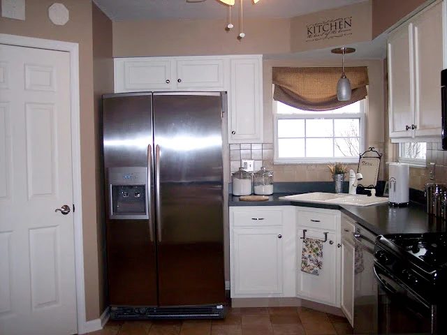 Painting Kitchen Cabinets! Check!!