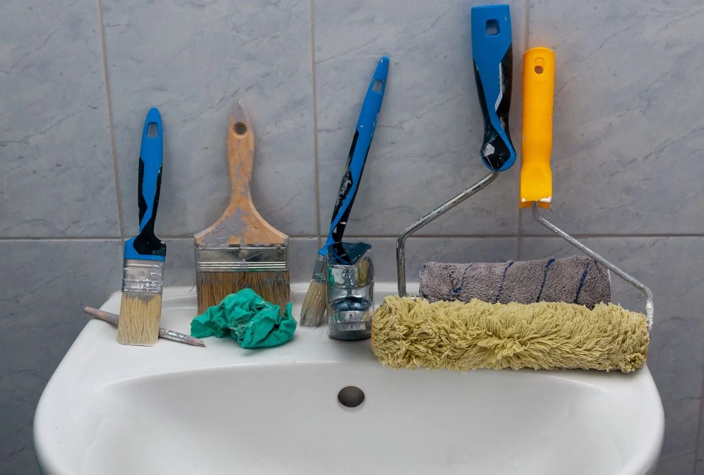 Storing Painting Tools