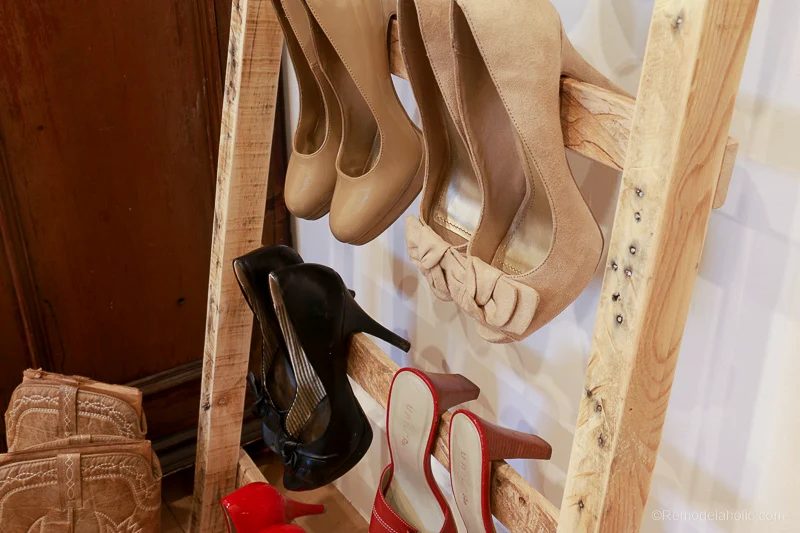 free-pallet-blanket-ladder-handmade-walkthrough-also-great-for-storing-shoes-Bekob-9147