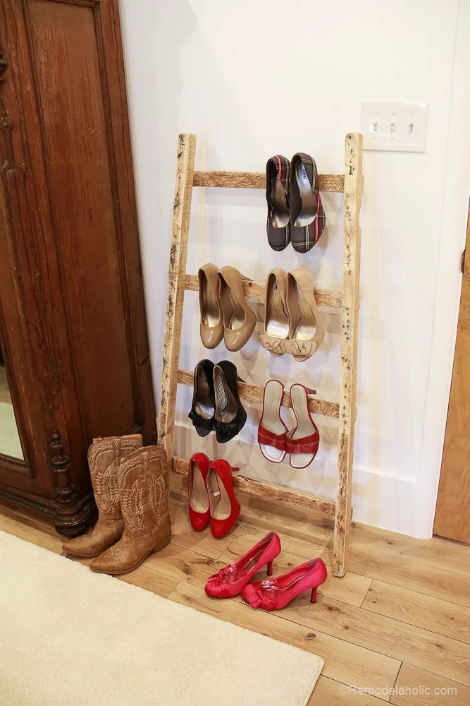 free-pallet-blanket-ladder-handmade-walkthrough-also-great-for-storing-shoes-Bekob-9129