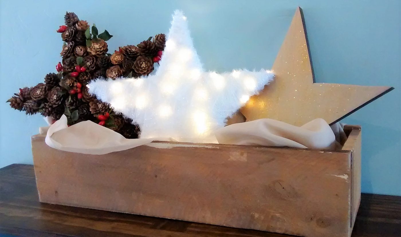 straightforward Handmade Wooden Christmas Stars, 3 Different Ways, from One Board