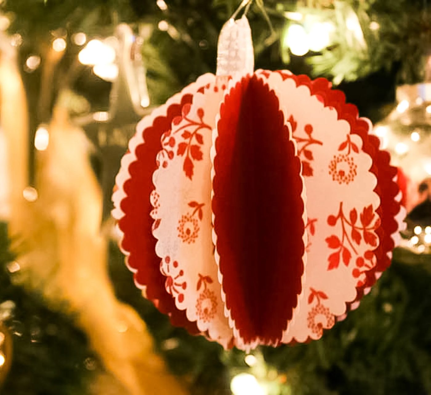 straightforward 3D Paper Ornaments (Paper Christmas Decorations; Day 2)