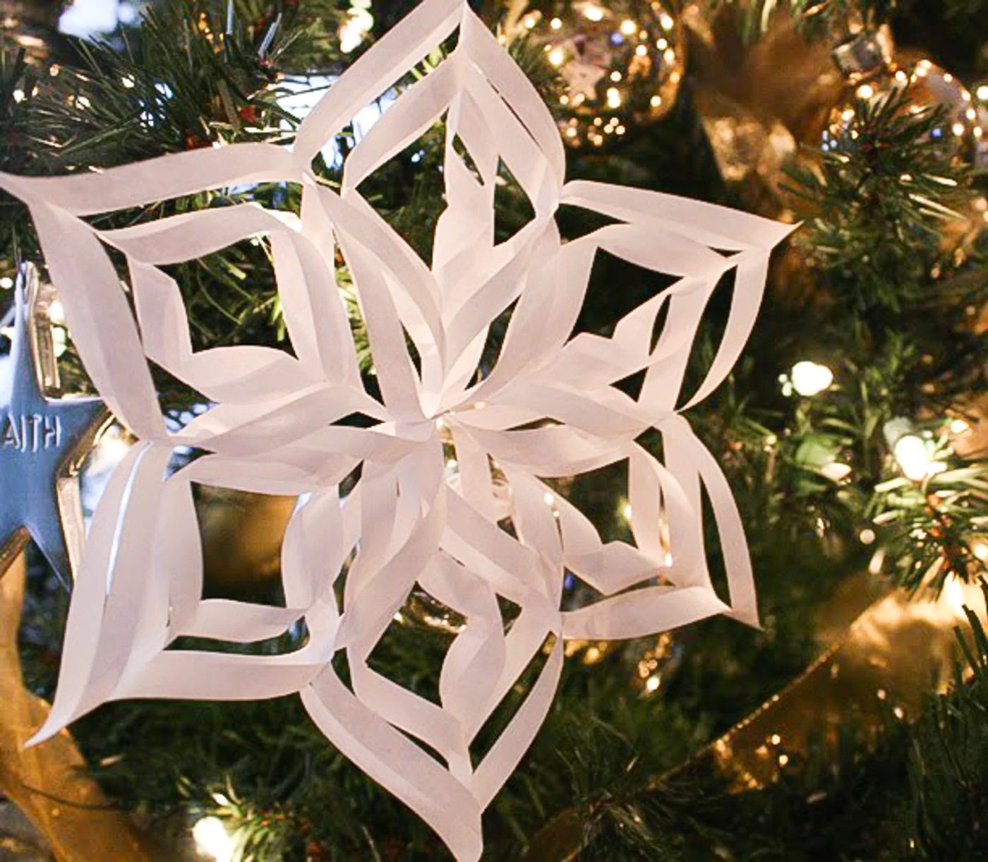 straightforward Twisted Paper Snowflake Ornament (Paper Christmas Decorations; Day 4)