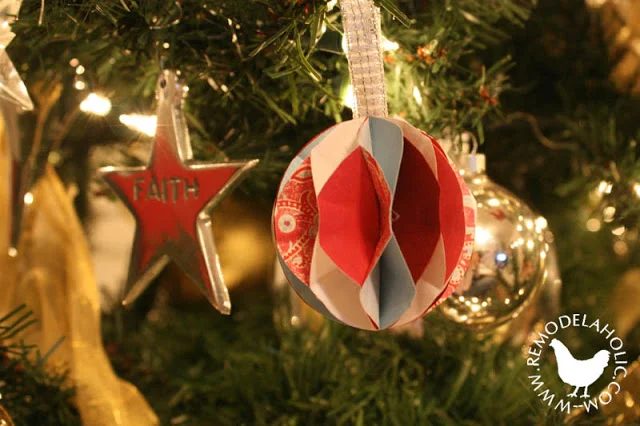 Accordion Bauble direct paper christmas decoration option for an ornament at Bekob.com