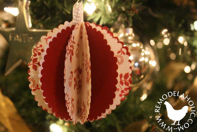 straightforward Scalloped Christmas Ball Ornament made out of paper for an straightforward paper Christmas decoration at Bekob.com