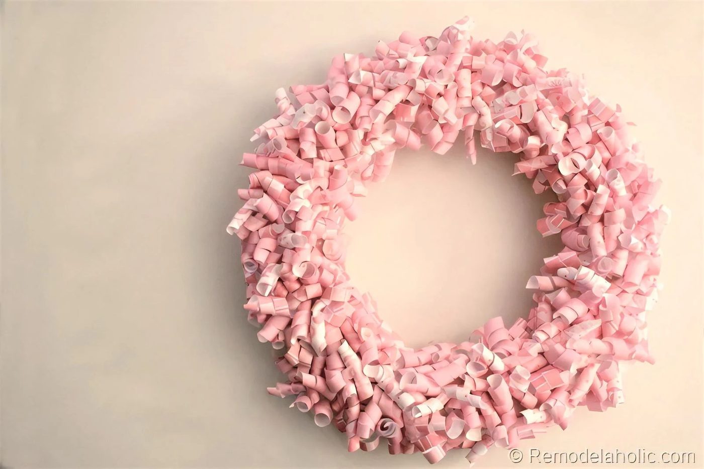 14 Pink Paper Curl Wreath Valentine Wreath walkthrough 14 103326