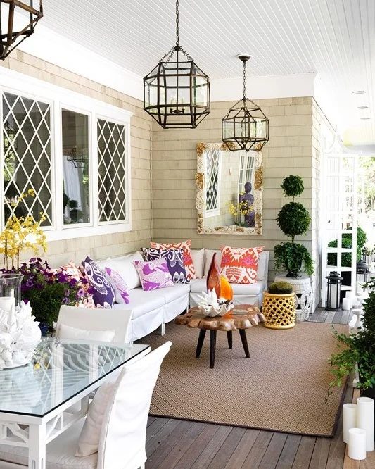 Pretty Deck found on Decor Pad