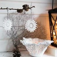 straightforward-to-make-doily-crochet-ornaments-6