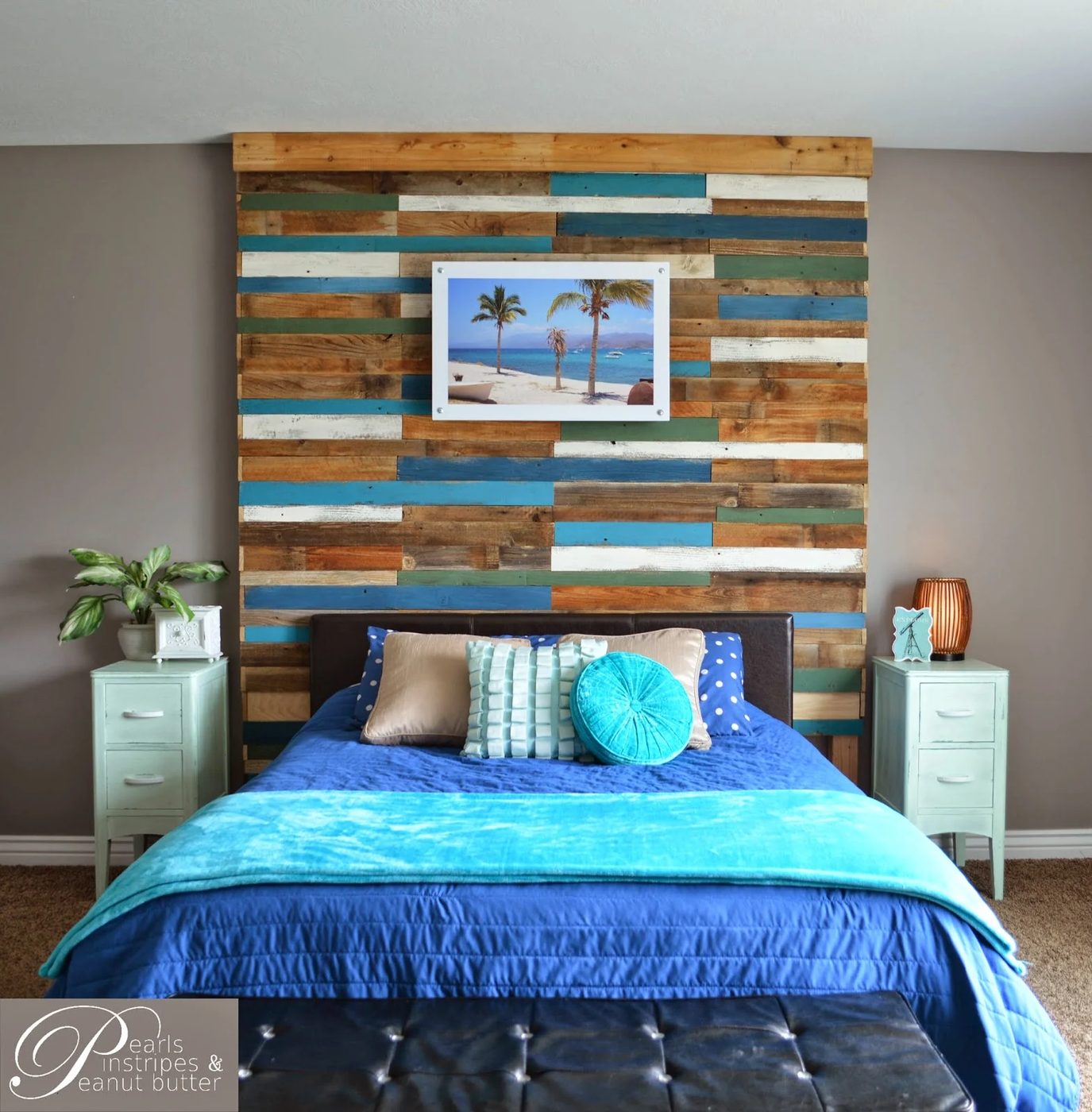 handmade headboard wall walkthrough, Pearls Pinstripes and Peanut Butter on Bekob